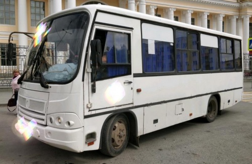 на фото: Продаю автобус ПАЗ, б/у 2014 г.в. - Екатеринбург